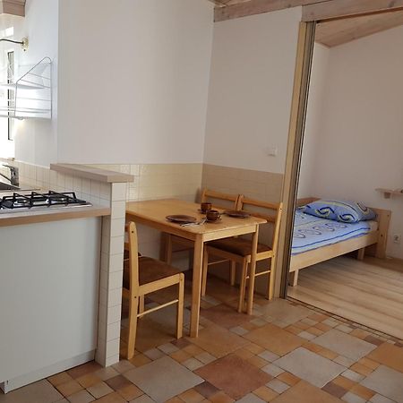 Pokoje I Apartamenty Przy Sosnowej Поддомб'є Екстер'єр фото